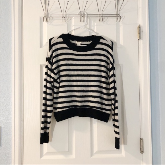 H&M black and white strap sweater - Picture 1 of 6
